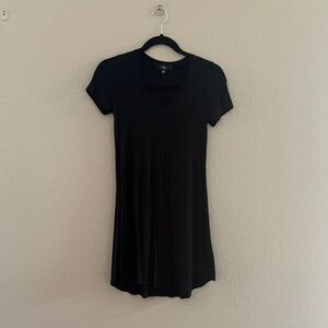 Lulu's Classic Black Dress